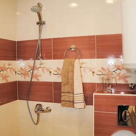 Derelli Elegance Апартаменты София